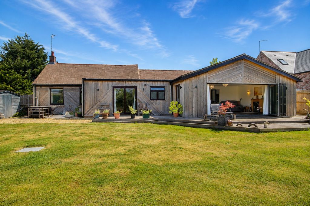 Property photo 1 of 39