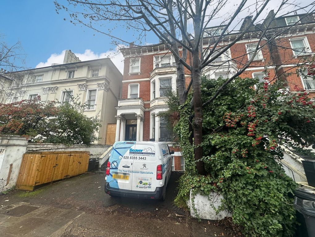 Property photo 2 of 14 46Aae2Ec-672A-4925-9375-57c2Efb6A194.Jpg