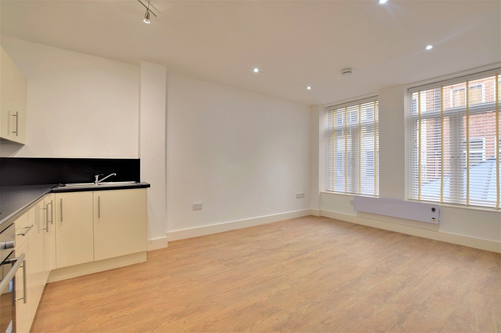 Property photo 3 of 6
