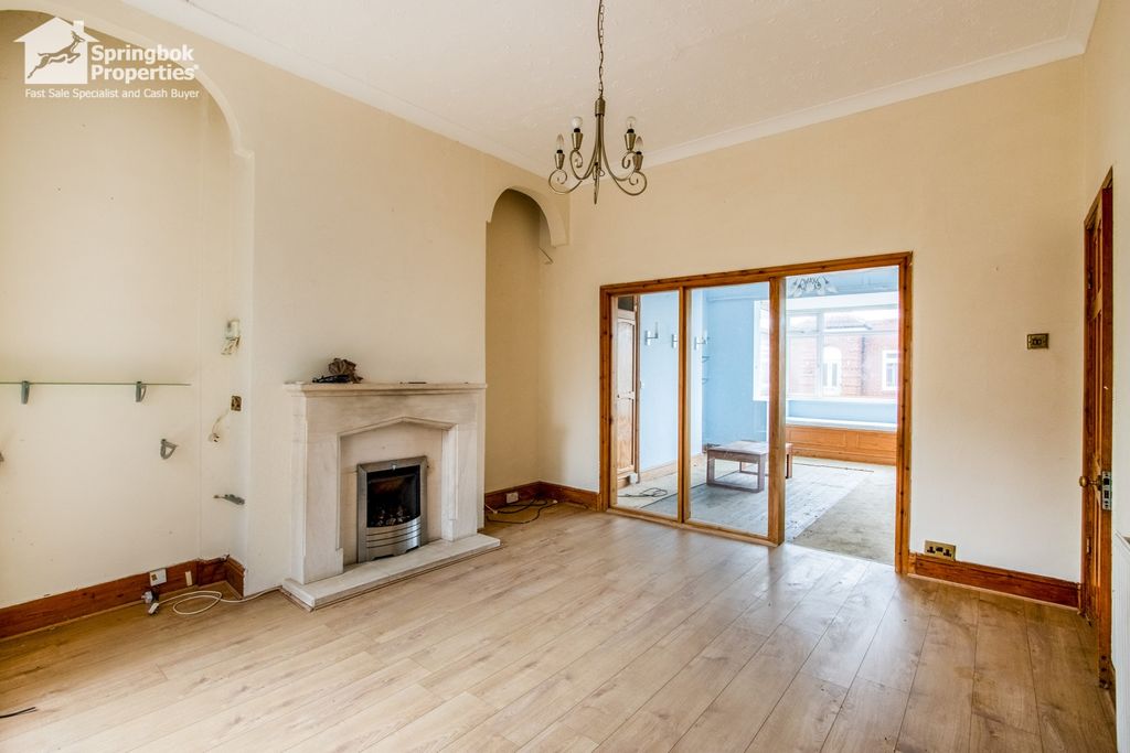 Property photo 3 of 14 Image 2