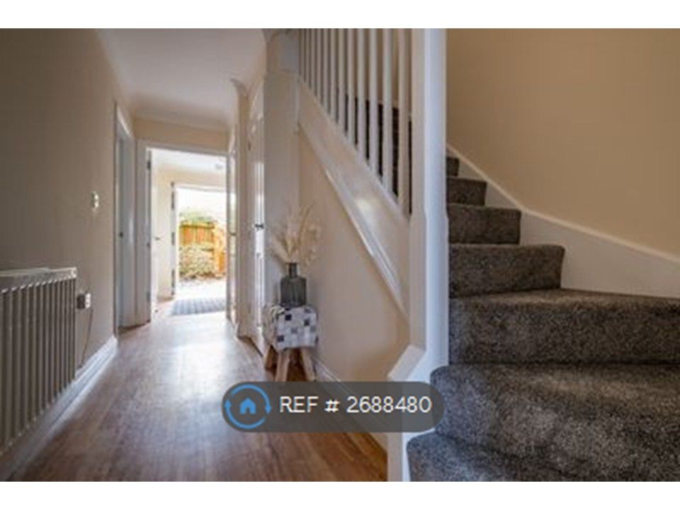 Property photo 2 of 19 Downstairs Hallway