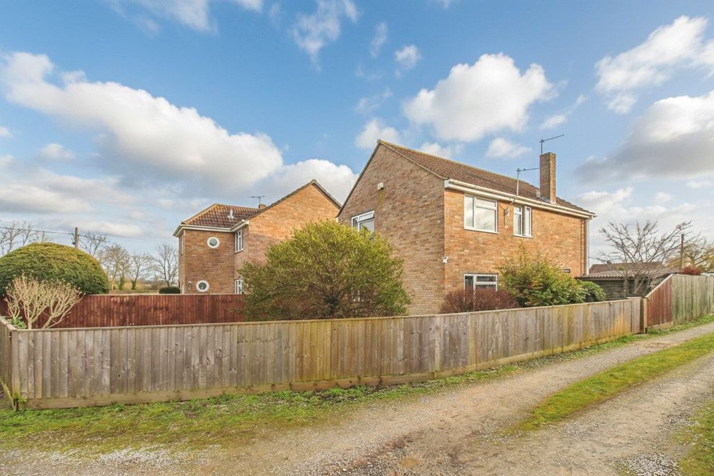 Property photo 1 of 18 Picture No. 21