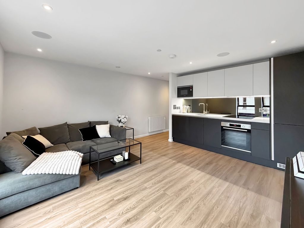 Property photo 2 of 10