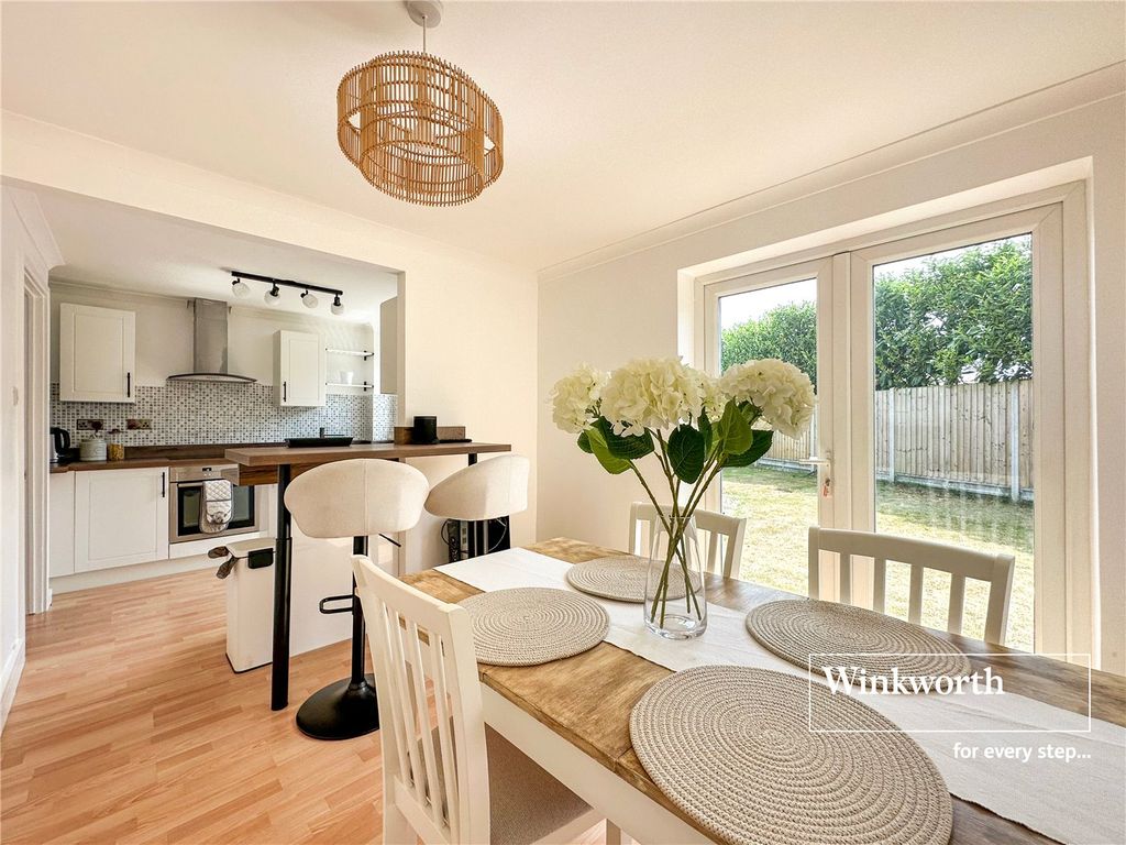 Property photo 2 of 17 Picture No. 10