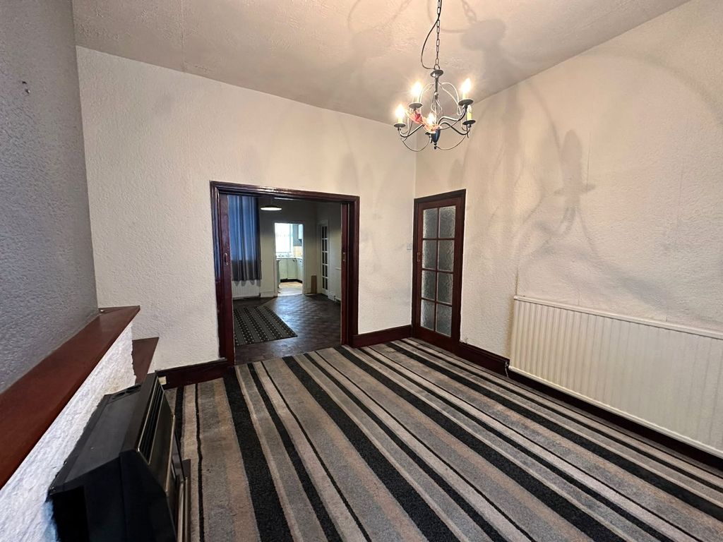 Property photo 2 of 14 Picture No. 04