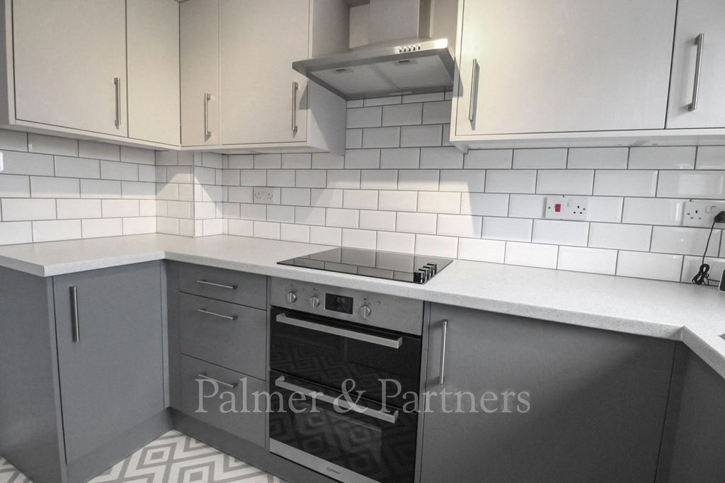 Property photo 3 of 11 Picture No. 21