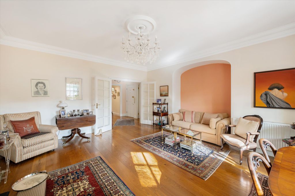 Property photo 3 of 10 Image