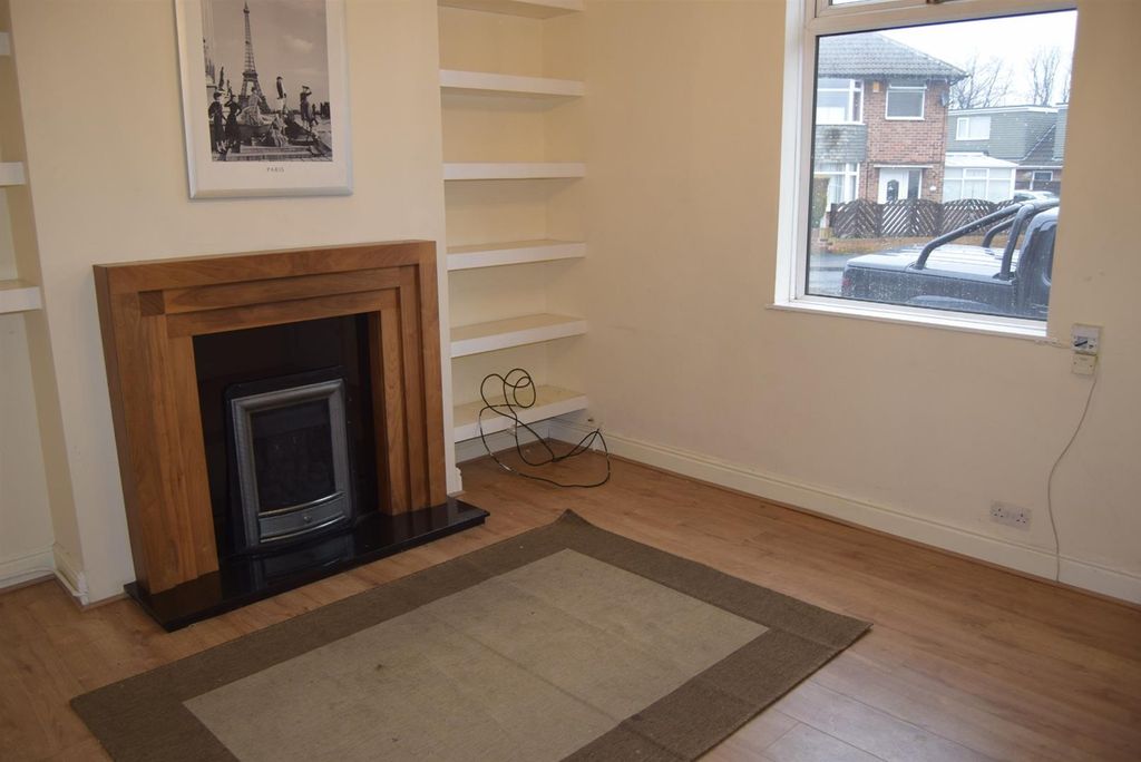 Property photo 2 of 13