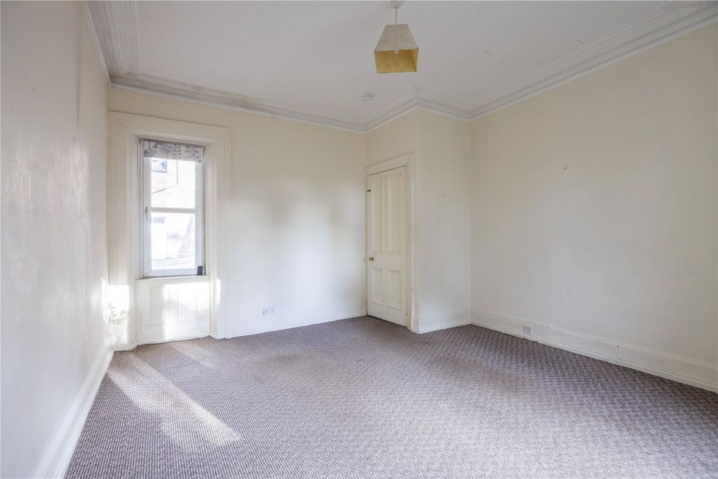 Property photo 3 of 21 Picture No. 04