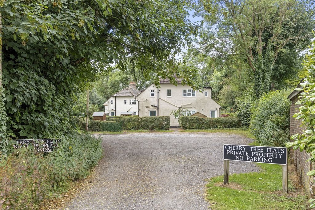 Property photo 1 of 9 (Main)