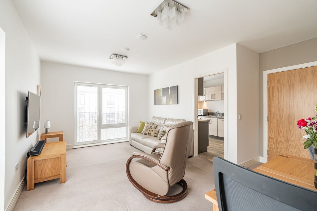 Property photo 2 of 24 Property Image 2