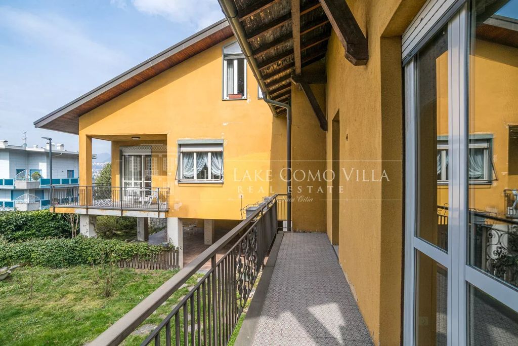 Property photo 1 of 58 Sagnino The Lake Como Villa- Casa Via San Giacomo