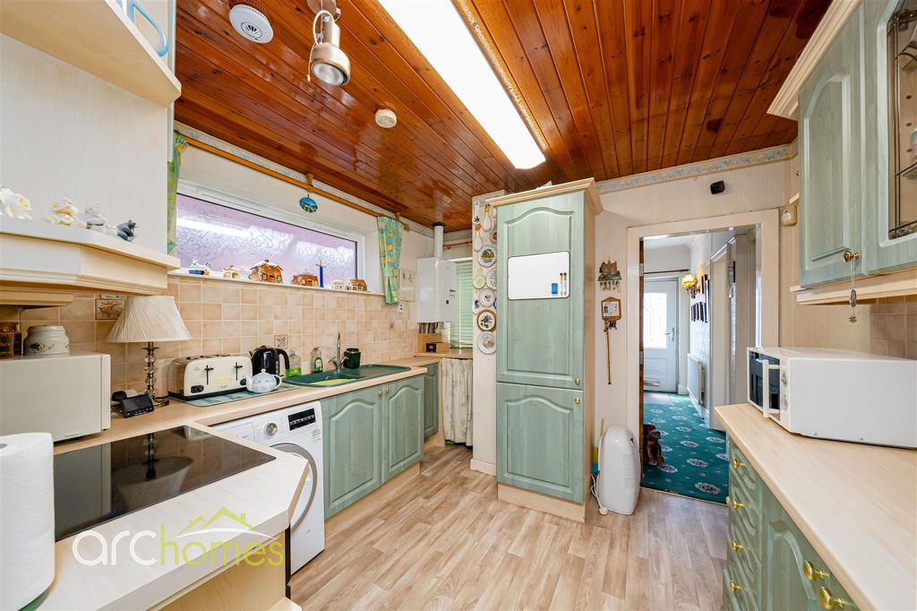 Property photo 3 of 27 Lynwood-7.Jpg