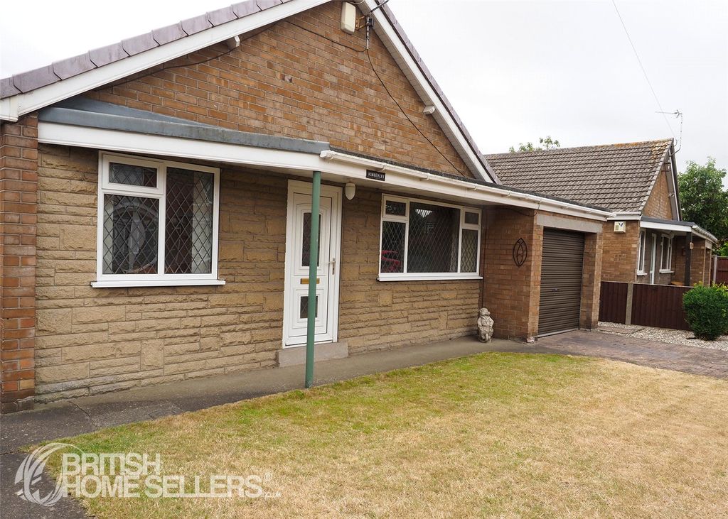 Property photo 2 of 18 Picture No. 14