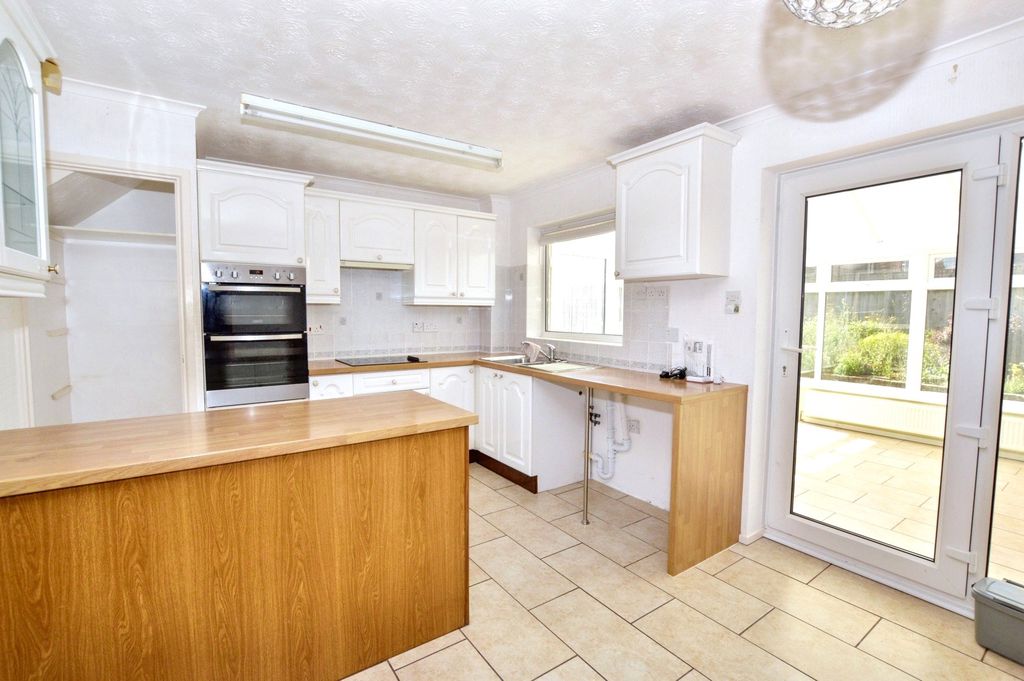 Property photo 3 of 12 Picture No. 05