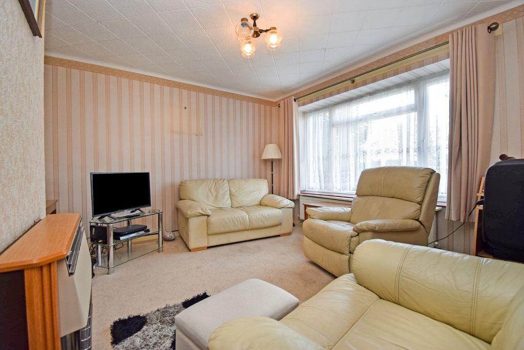 Property photo 2 of 13 Living Room