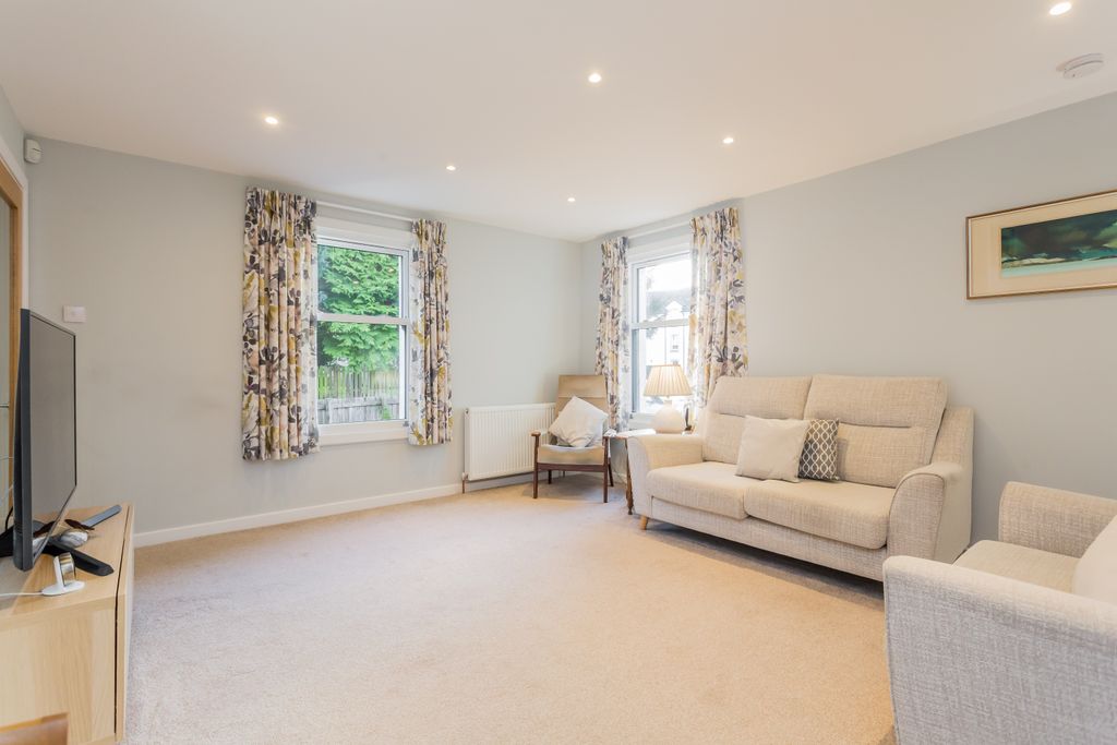 Property photo 2 of 14 Property Image 2