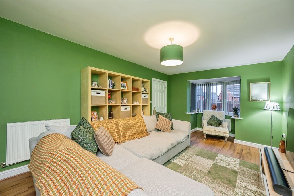 Property photo 2 of 24