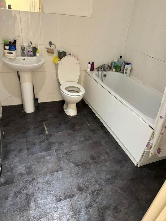Property photo 3 of 3