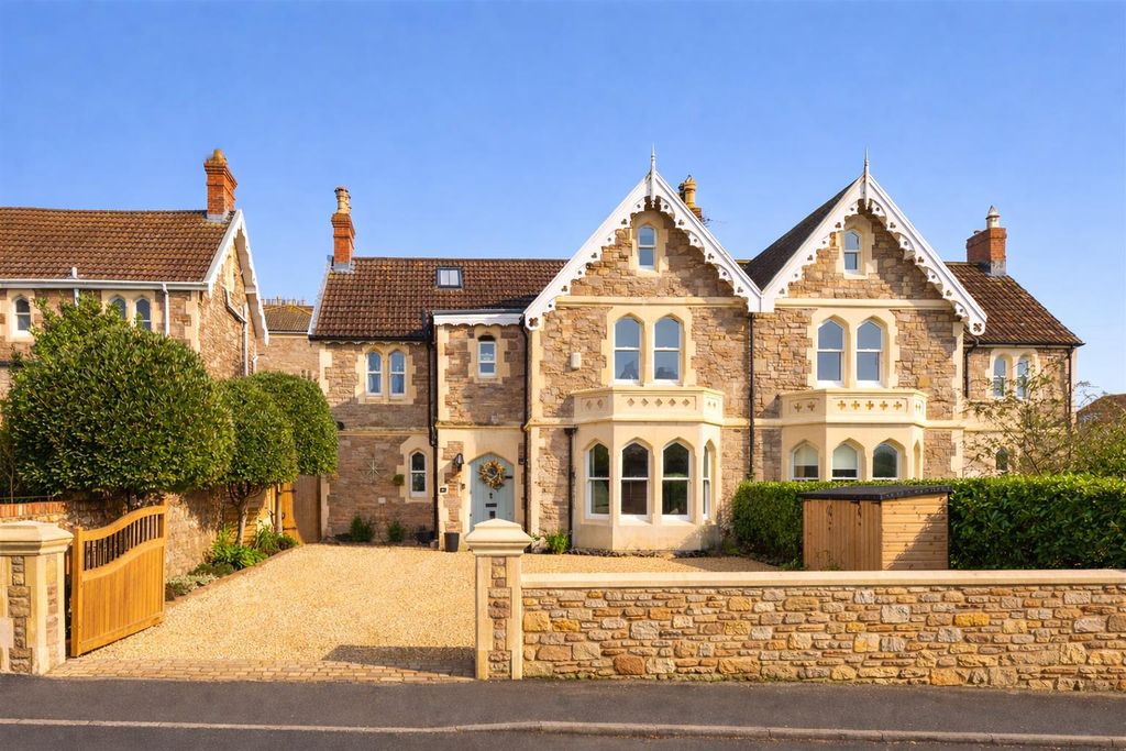 Property photo 1 of 24