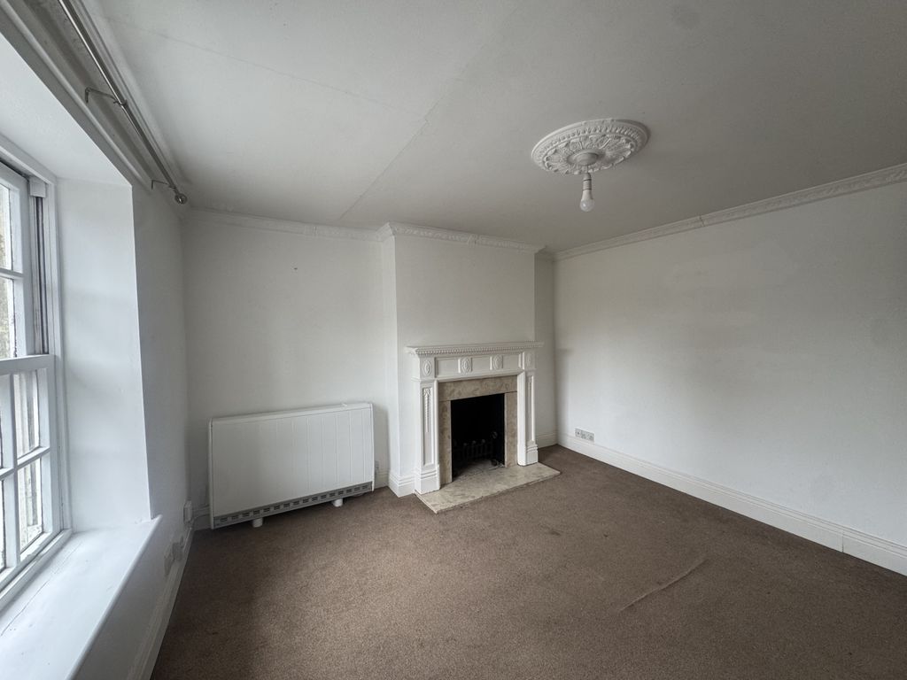 Property photo 3 of 6 Img_3571