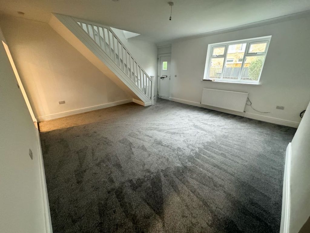 Property photo 2 of 6 Image 2