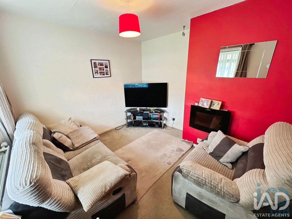 Property photo 3 of 16