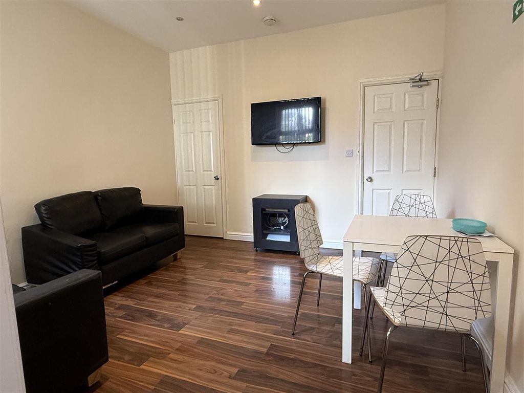 Property photo 3 of 18 Reception Room One