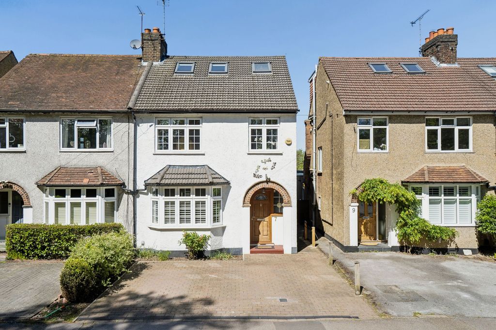 Property photo 1 of 16