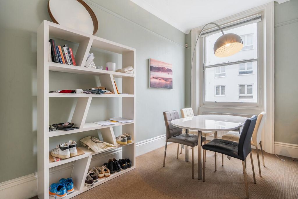 Property photo 2 of 10 Picture 2