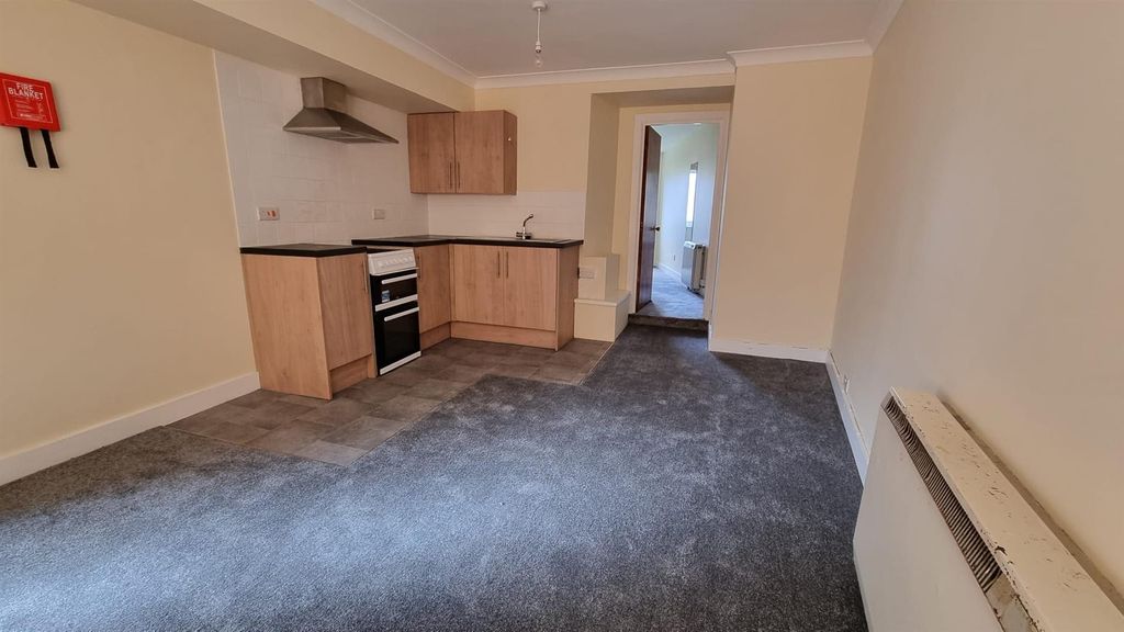 Property photo 2 of 11 Living Room 2.Jpeg