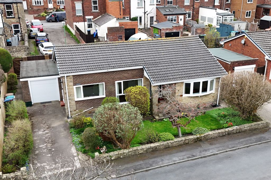 Property photo 1 of 24