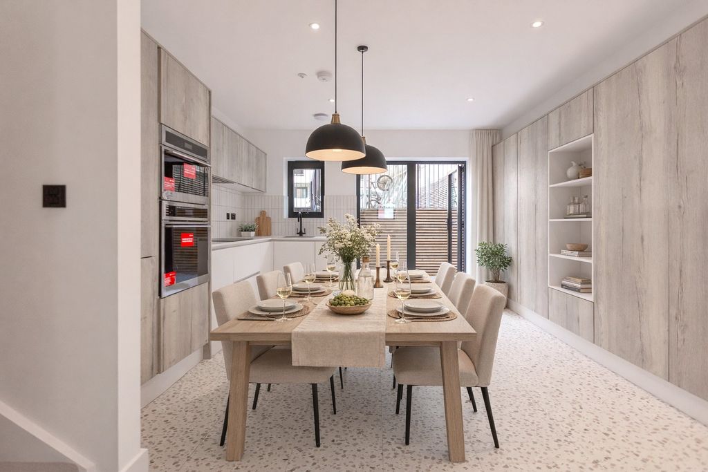 Property photo 2 of 32 Picture No. 44