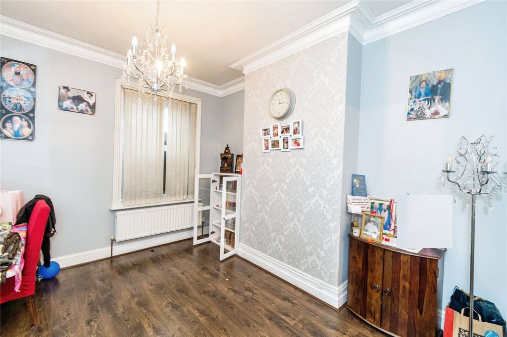Property photo 3 of 15 Picture No. 20