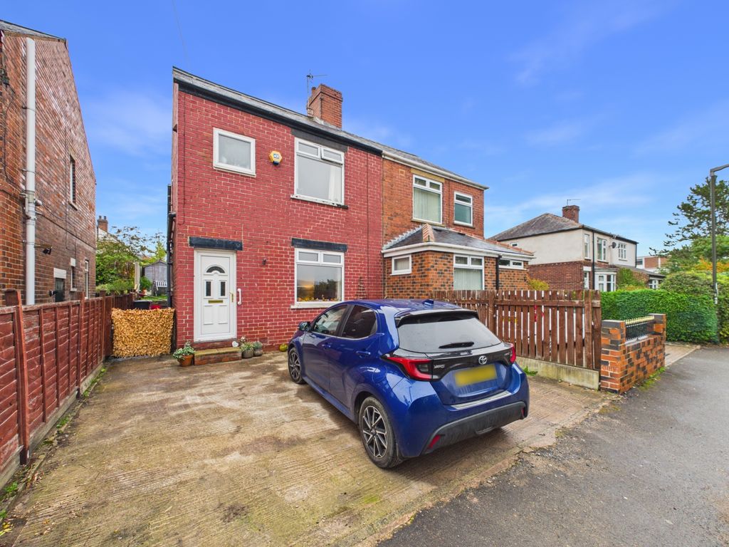 Property photo 1 of 14 Cam04789G0-Pr0157-Still021