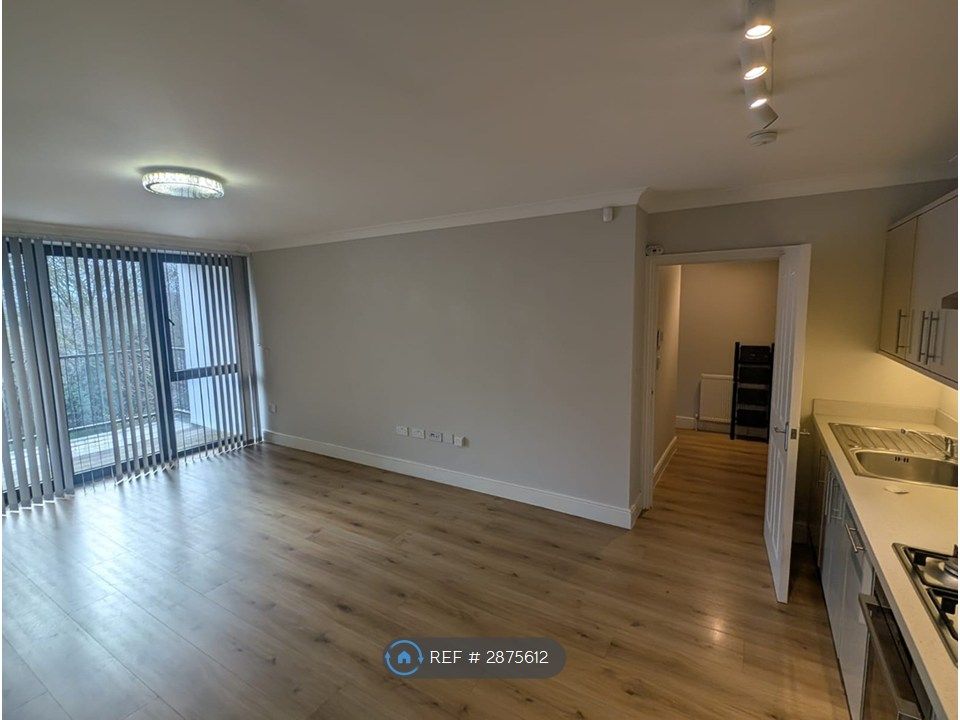 Property photo 3 of 8 Open-Plan Living And Kitchen Area