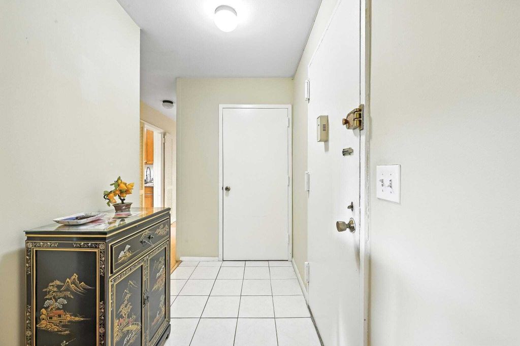 Property photo 3 of 17 <Alttext/>