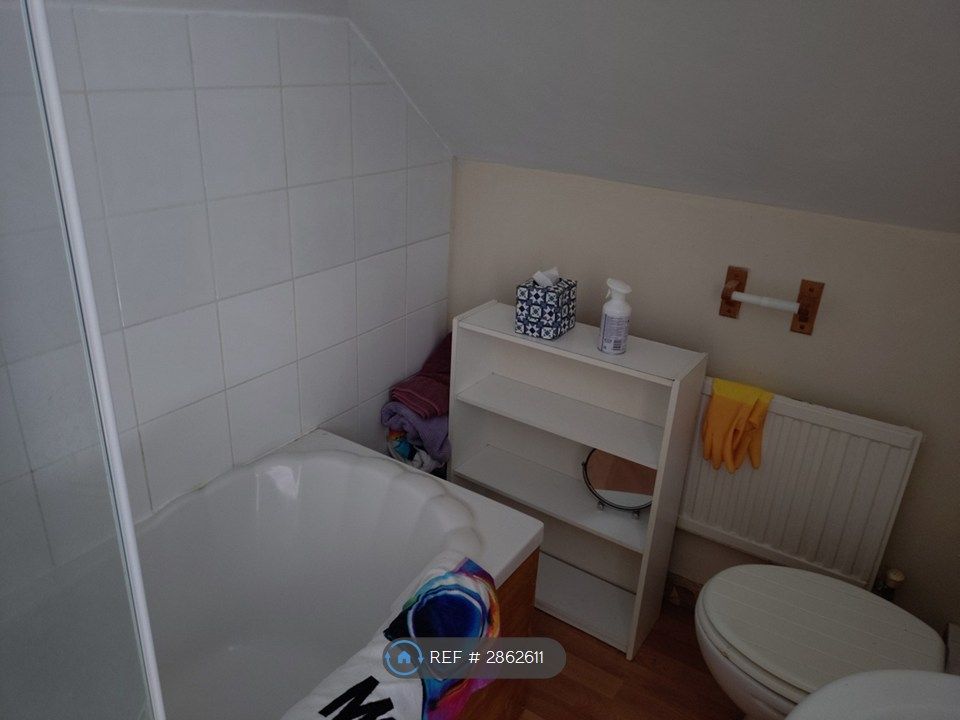 Property photo 3 of 5