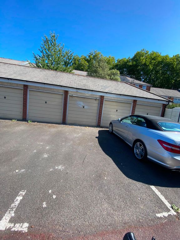 Property photo 1 of 1