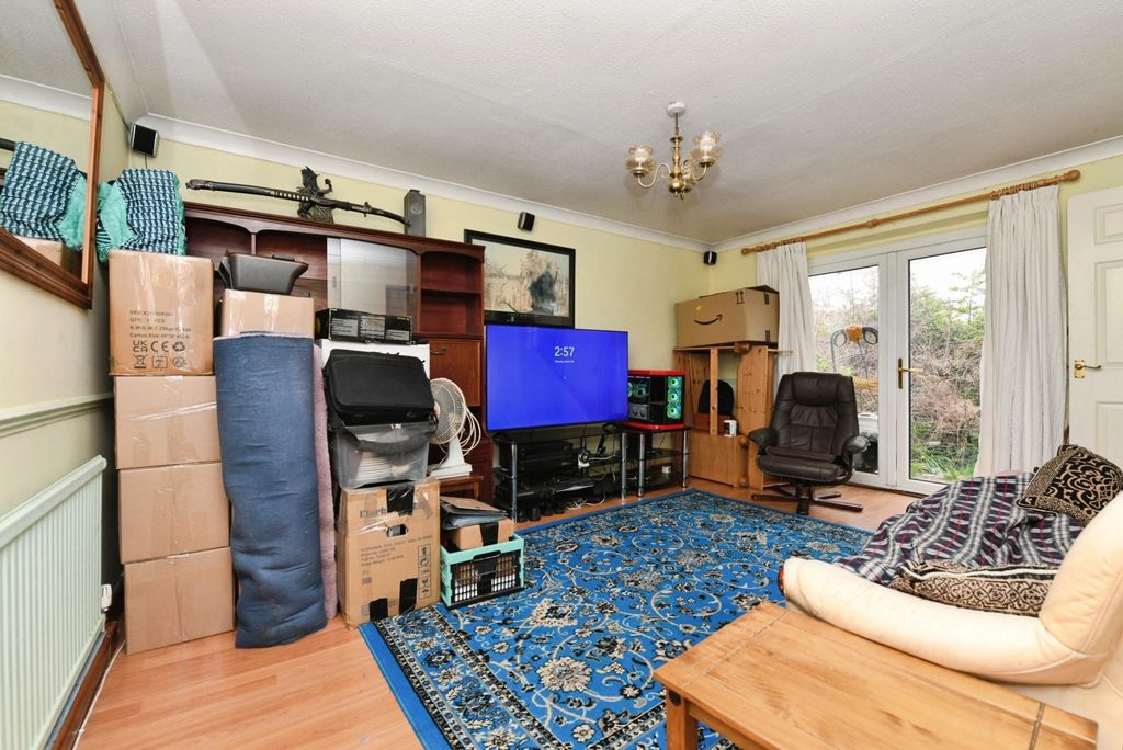 Property photo 2 of 13 Pbox-Img.Jpg