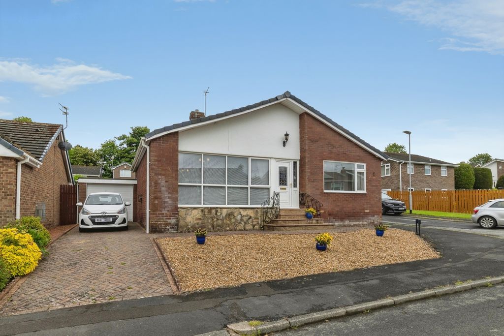 Property photo 1 of 16 Pbox-Img.Jpg