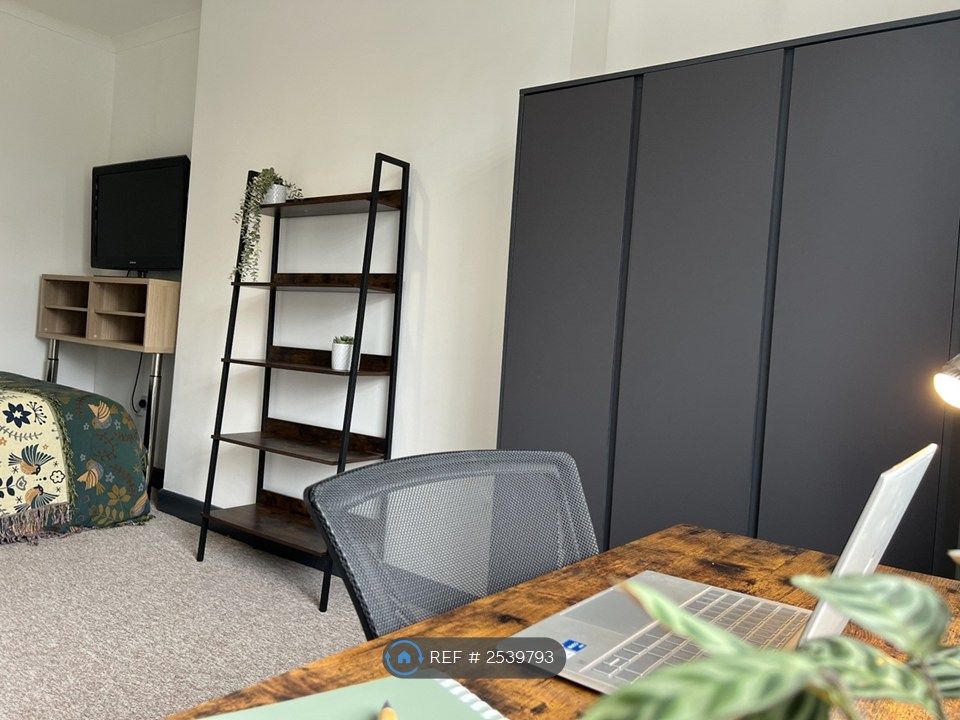 Property photo 3 of 9