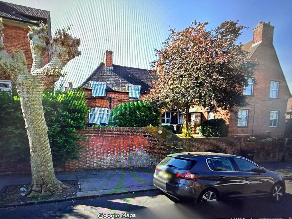 Property photo 2 of 8 Photo 1