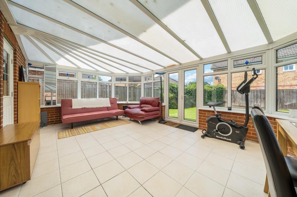 Property photo 2 of 10 Conservatory