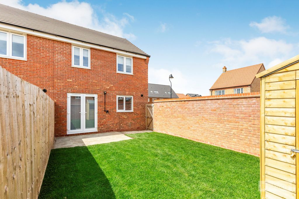 Property photo 2 of 14 Garden