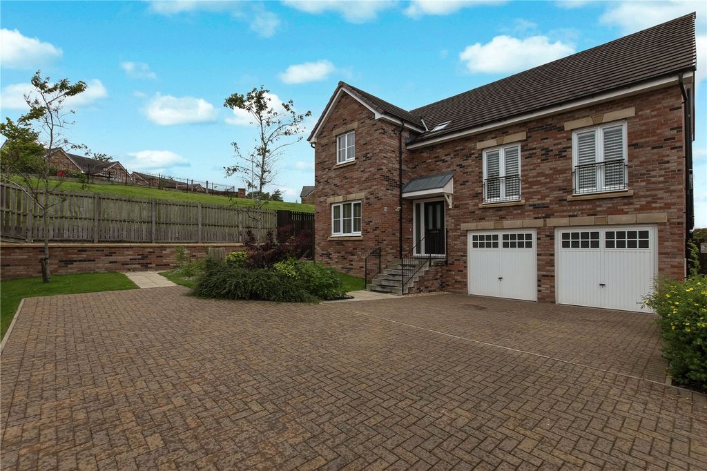 Property photo 1 of 29 Picture No. 01