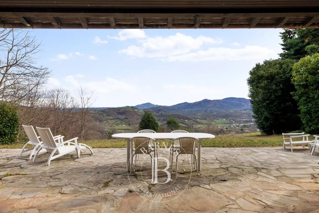 Property photo 3 of 19