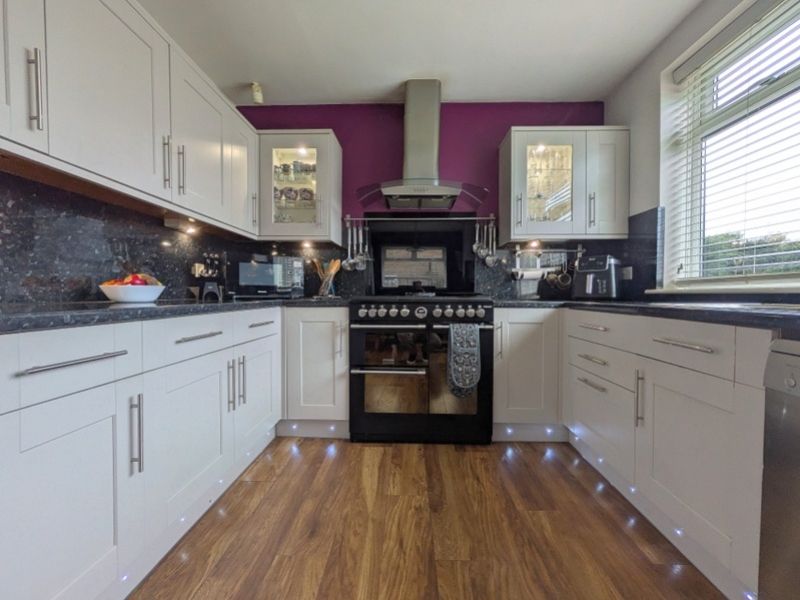 Property photo 3 of 21 Pxl_20260309_132944444