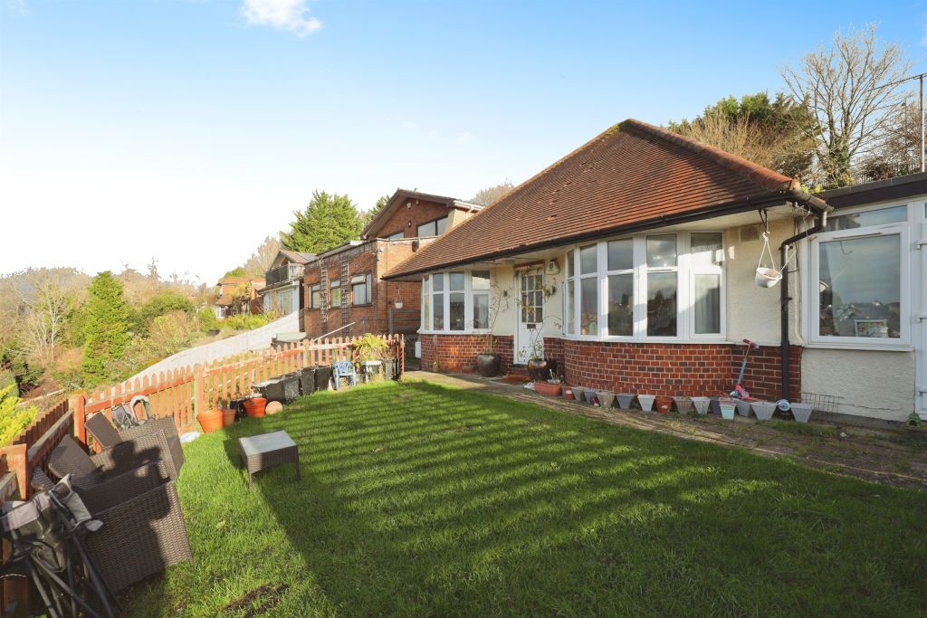Property photo 3 of 14