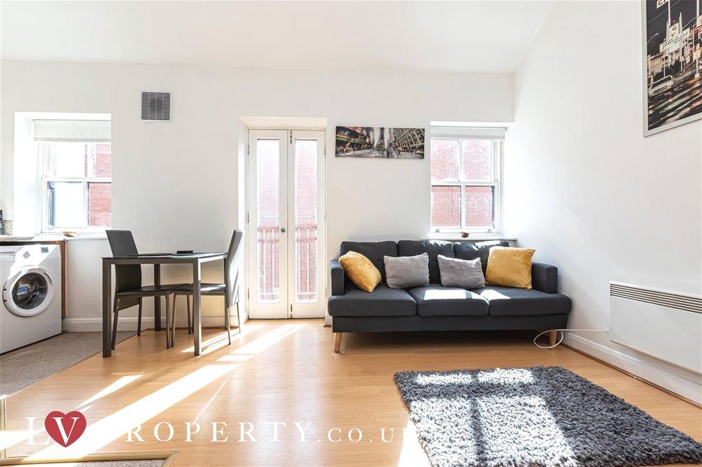 Property photo 2 of 14 4.Jpg